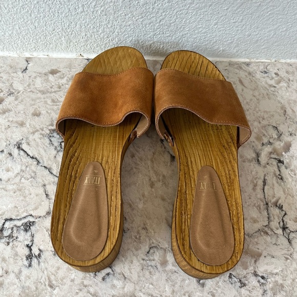 Seychelles Brown Mules with Wooden Platform - Picture 6 of 7